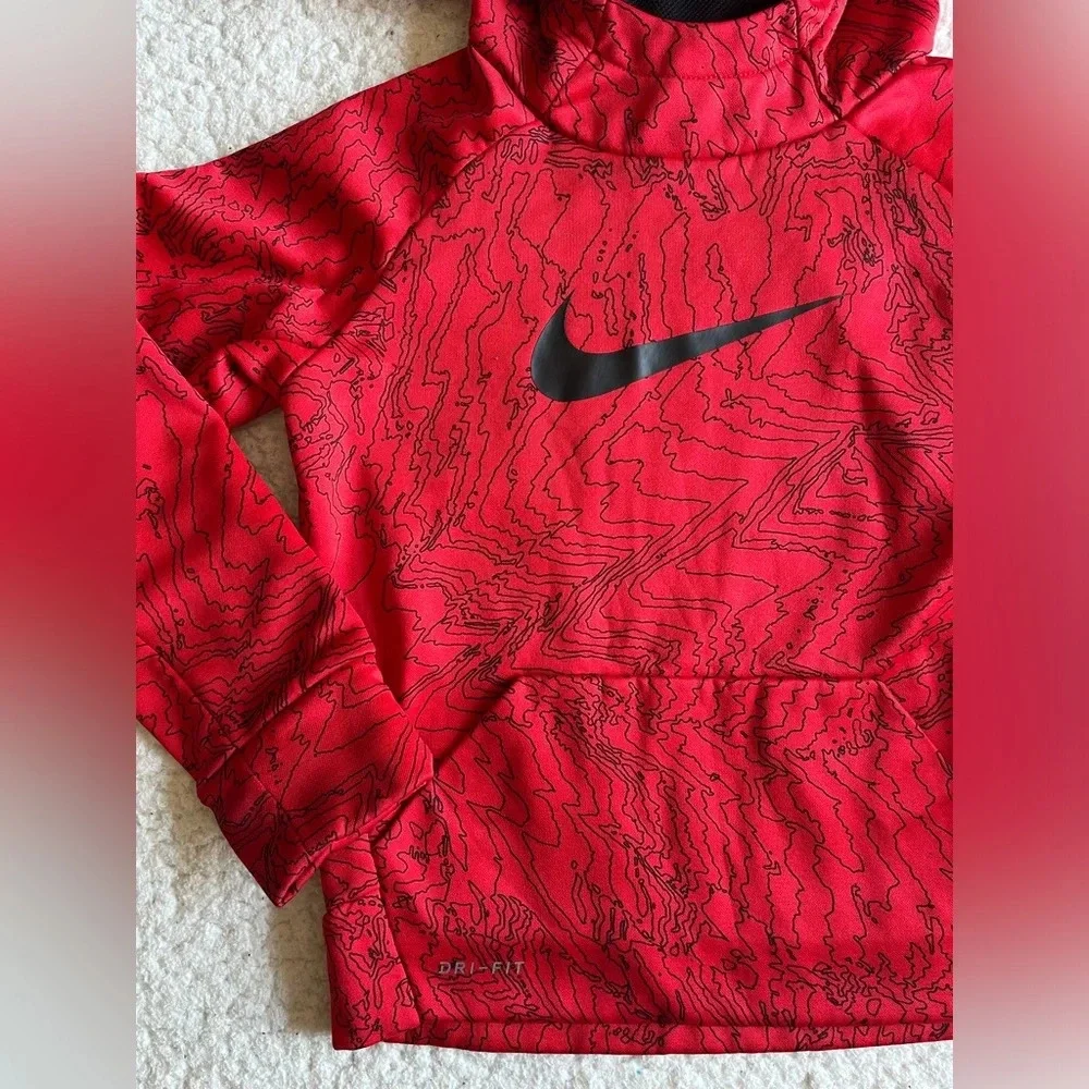 Nike dri fit hooded sweatshirt, black/red. Size 4T